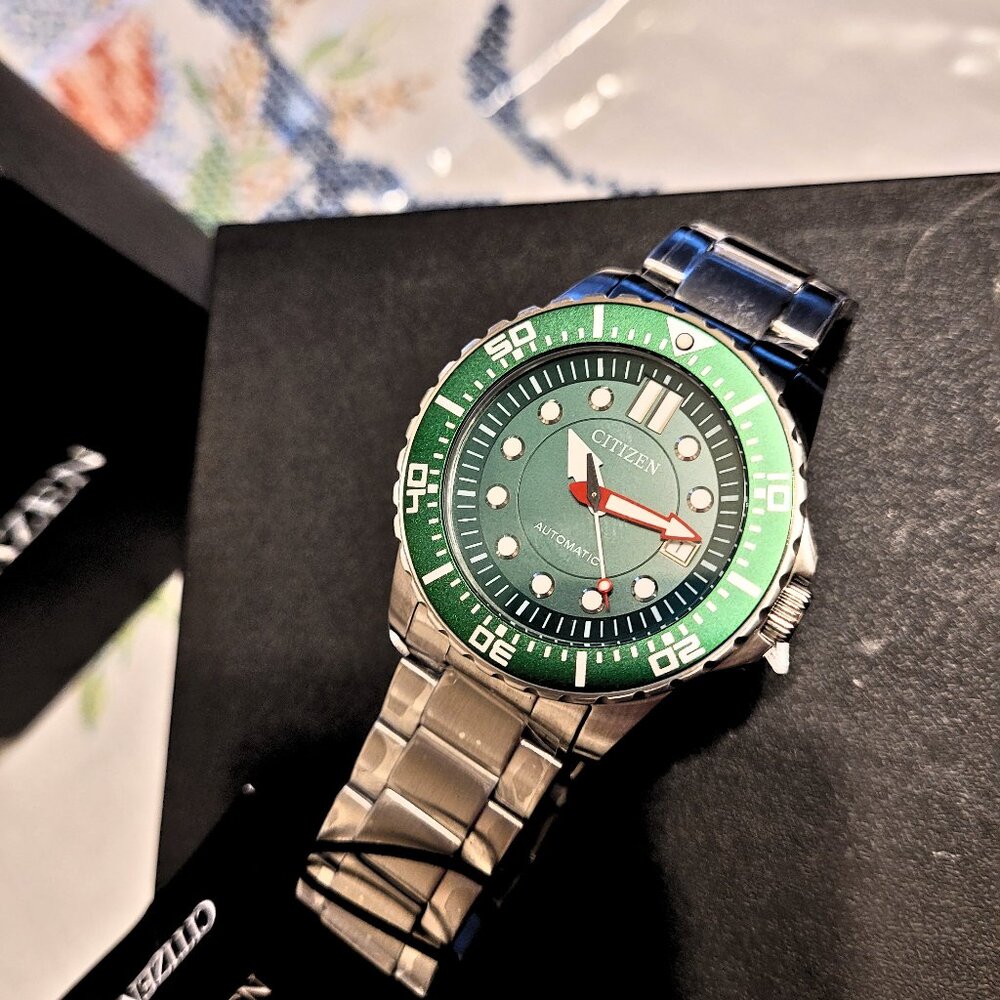 Citizen Men's Automatic Promaster Marine Sports Green Dial Watch - Picture 6 of 10